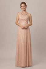 NWT Tahari Arthur S. Levine Blush Lace Beaded Sleeveless Gown Size 2