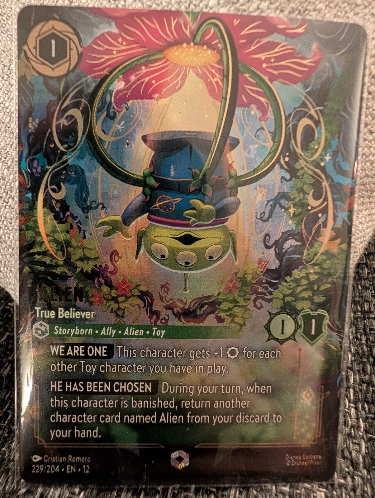 Alien - True Believer (Enchanted) 229/204 Wilds Unknown Holo