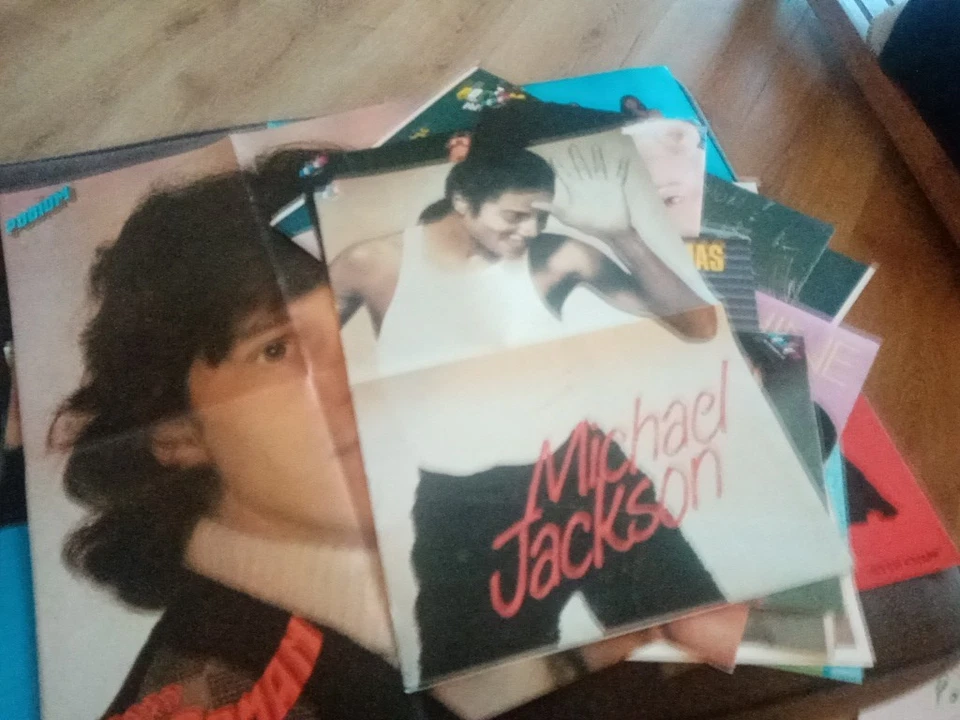 Lot 27 posters Magazine PODIUM-indochine/jj goldman/lenorman/mickael jackson - Photo 1/1