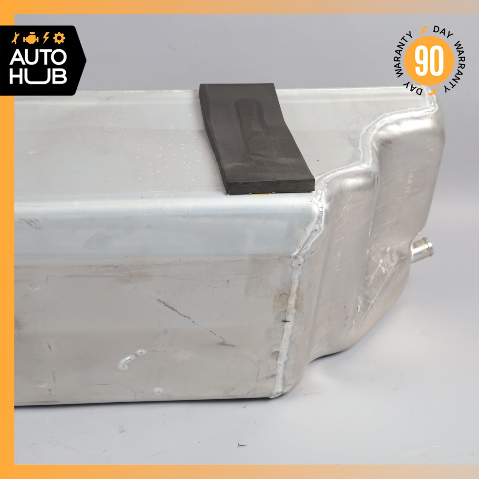 08-18 Maserati GranTurismo M145 Coupe Gas Fuel Tank Reservoir Assembly OEM 61k