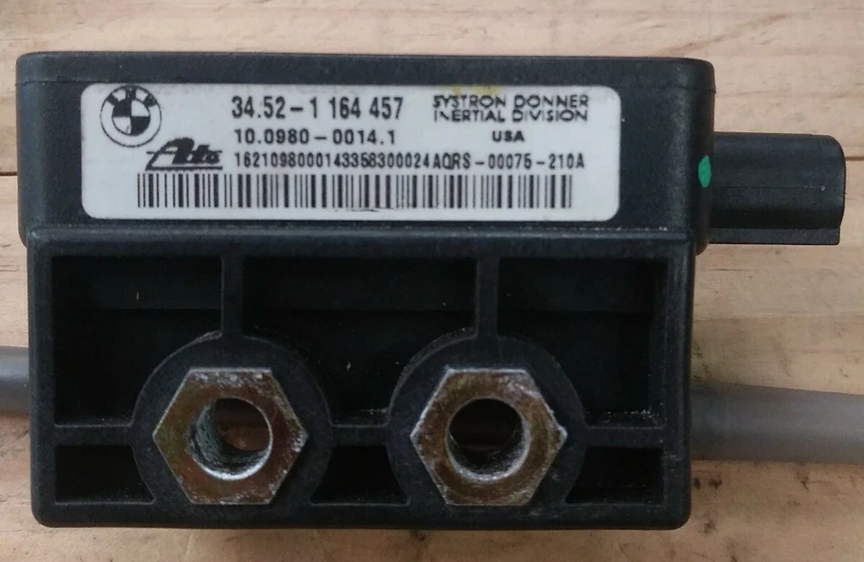 2000 BMW Z3 E36 2.8L Yaw Rate Speed Acceleration Sensor OEM - Image 2 of 4