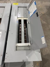 EATON 400 AMP mlo 42 SPACES  Panel Panelboard 480V/277V 200 PRL2A