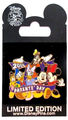Walt Disney World Keychain tag 2006 where dreams come true - pin
