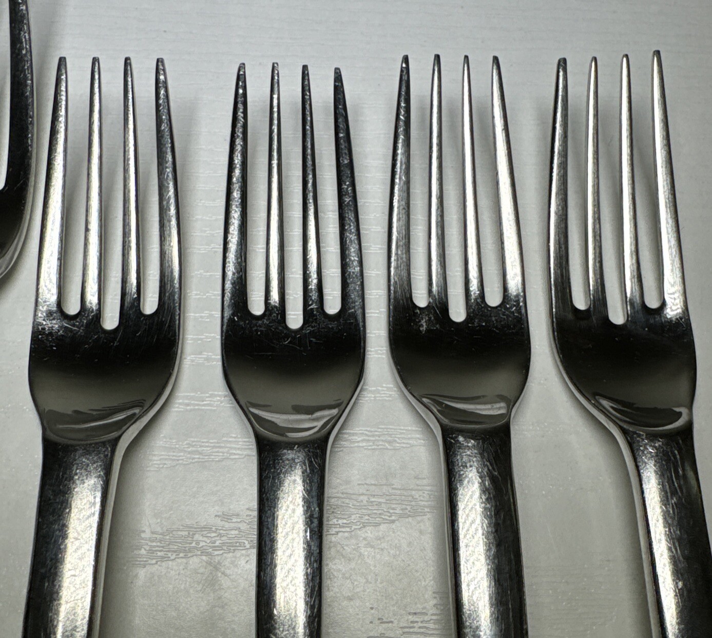 Cambridge Chop Conversation Stainless Flatware Finish - 1 Spoon, 6 Forks - 7 Pcs thumbnail 7