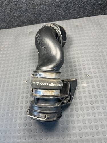 Tubo flessibile intercooler Mercedes CLK A209 C209 2004 benzina 120kW - Foto 3 di 6