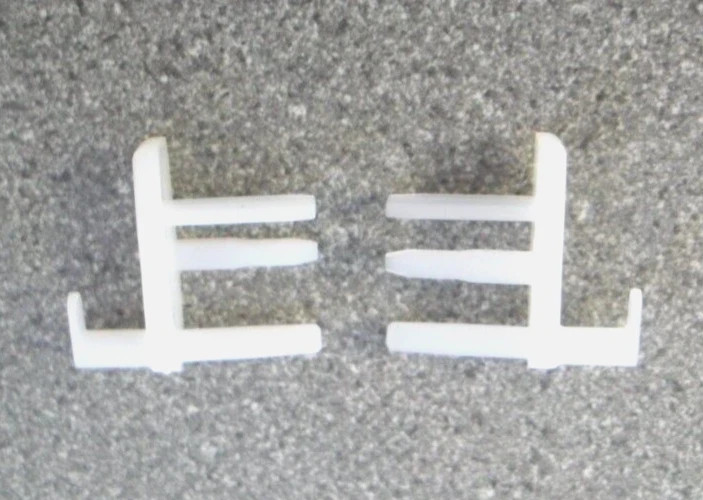 Seitz Window Blind End Clips (1 pair) for Caravan and motorhome blinds
