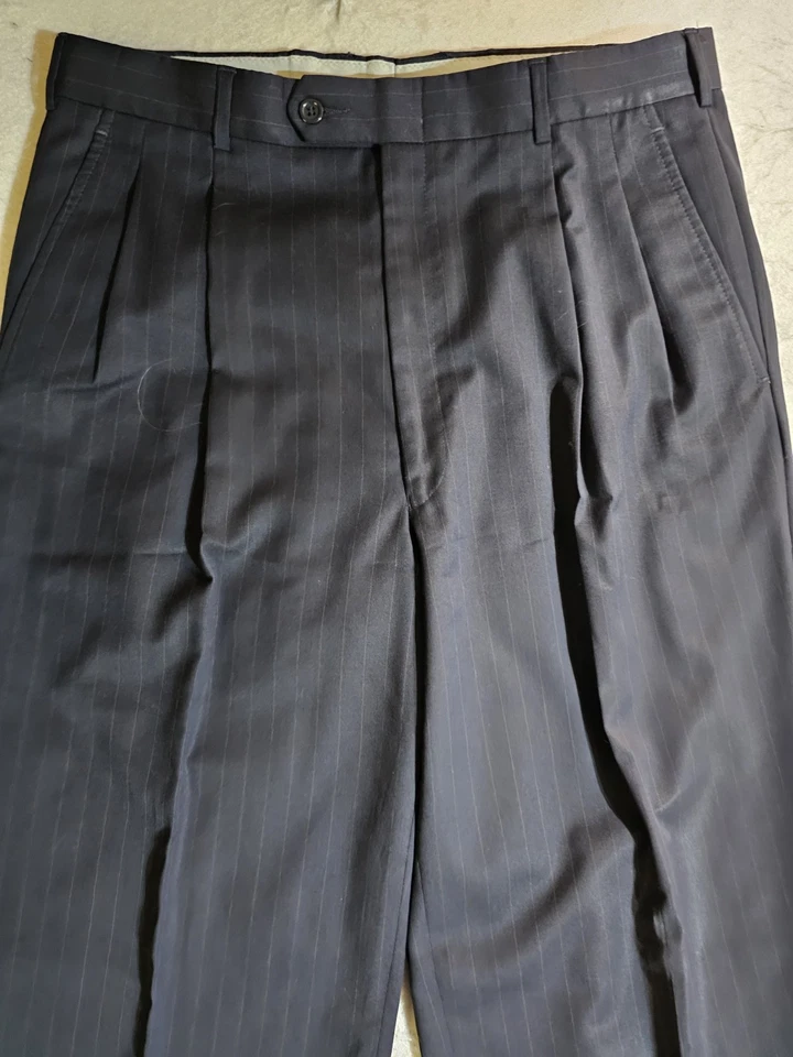 Traje Andrew Fezza Clásico Pin Rayas 2 Piezas 100% Lana Super 100s Talla 42L 36Wx30L Foto 3 de 4