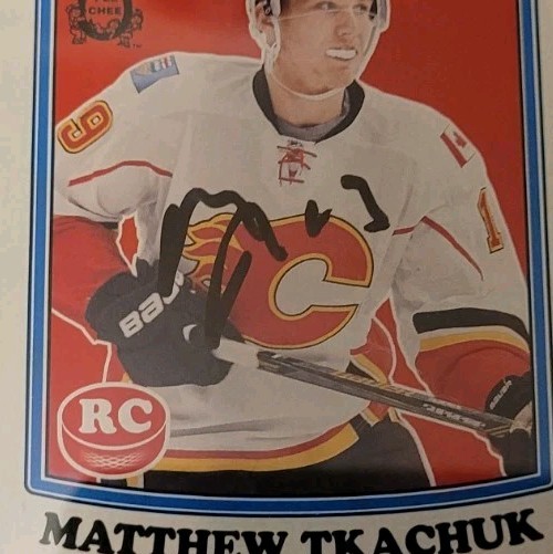 Matthew Tkachuk signed 2016-17 O-Pee-Chee Hockey Rookie Card RC IP auto PSA NHL view 2