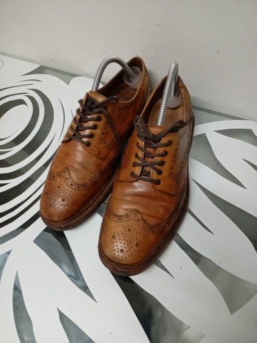 LOAKE 1880 Chester Brown Brogue Shoes. Dainite Soles. Size 8 Good Con - Picture 5 of 14
