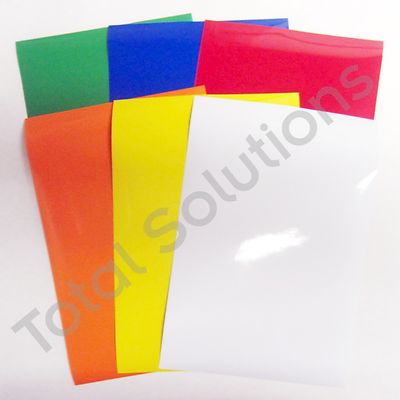 25 Blatt A4 selbstklebendes Vinyl - Auswahl aus 24 Farben
