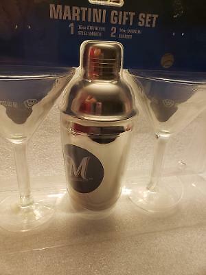 NEW MLB Milwaukee Brewers Martini Shaker & 2 Glass Gift Set L@@K 