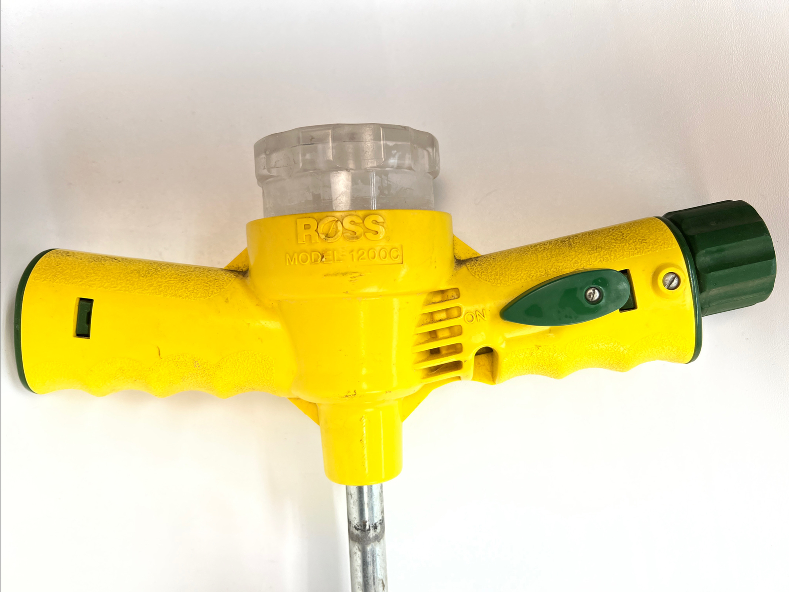 Ross 1200C Root Feeder Deep Tree Bush Shrub Watering Tool Fertilizer