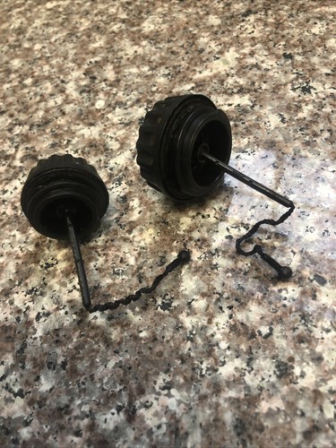 Stihl Chainsaw 026 Chainsaw Filler Cap Set part 0000 350 0525 Part 0000 350 0520 - Picture 3 of 3