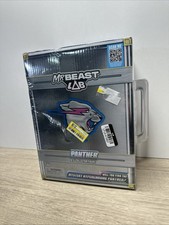 Figura de 6,5 pulgadas MrBeast Lab Mutators Beast Mutation Chamber NEON Panther