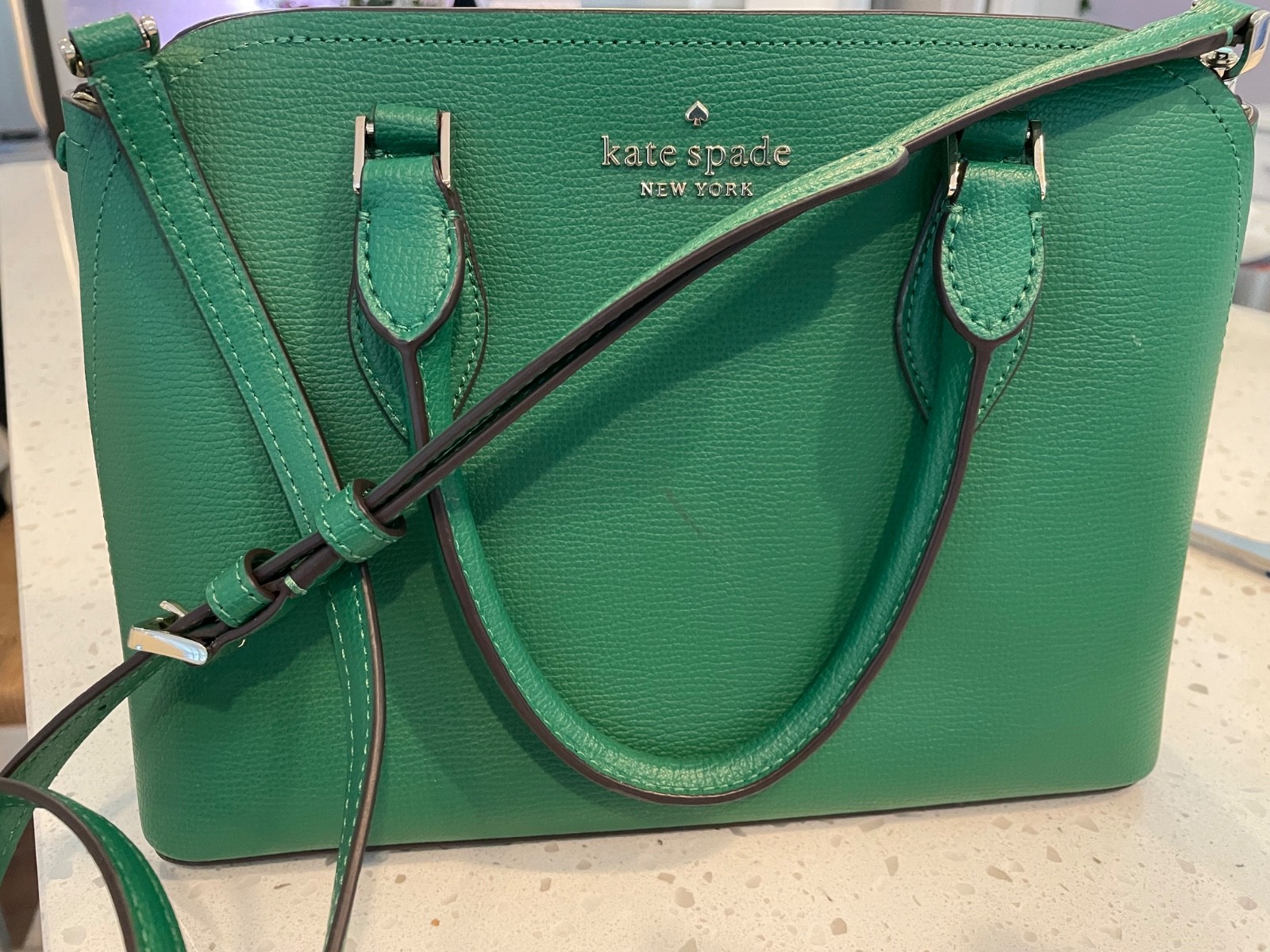 Kate Spade New York Darcy Small Satchel EUC in Green Bean