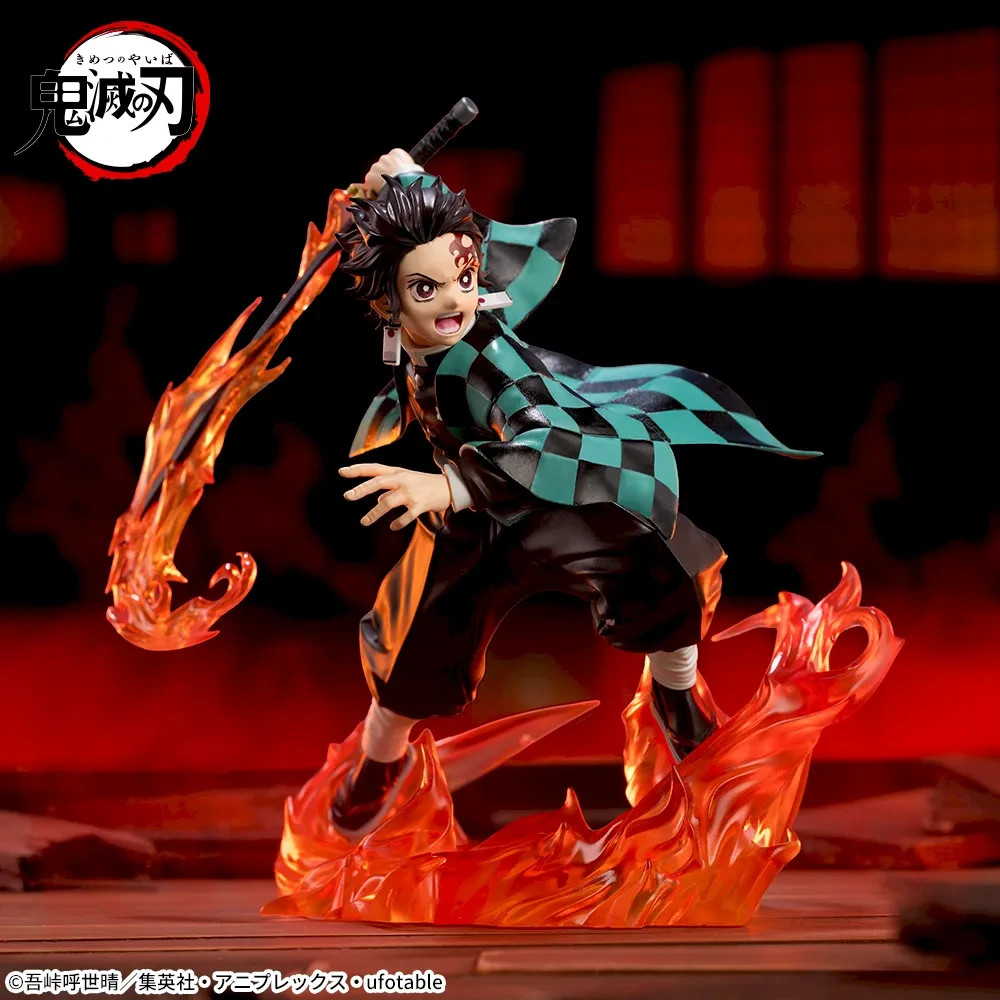Idée Cadeau Demon Slayer Figurine Tanjiro Kamado Xross Link pour Fan de Manga