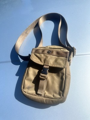 Lululemon Wunderlust Multi-pocket Crossbody Bag 