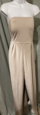 New With Tags: Halara Jumpsuit Ashes of Roses bust 38-40.5 in. Length 51 in. 