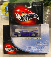 100% Hot Wheels Boîte Noire 1971 Dodge Charger - Violet