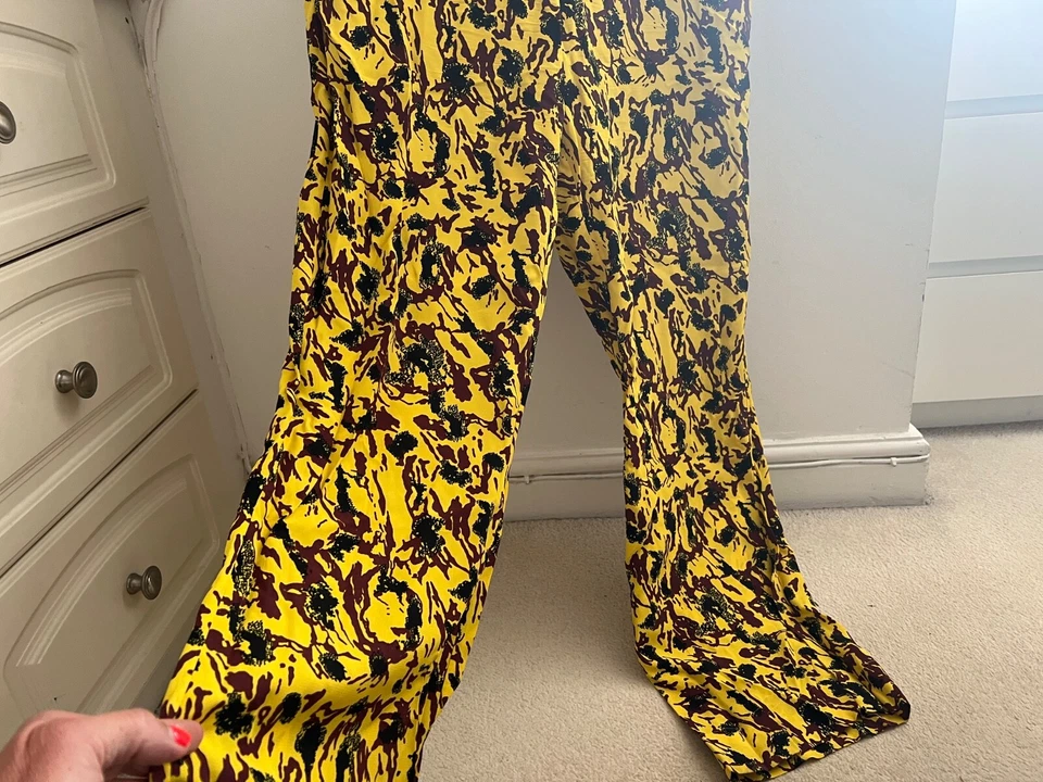 Mono Marni Talla 42 UK 14 Todo en Uno Croch Amarillo Con Estampado Foto 4 de 4