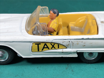 Corgi Toys Ford Thunderbird Bermuda Taxi - Échelle 1:43 - Occasion