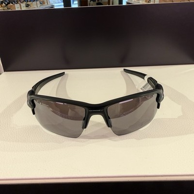 Oakley Flak 2.0 XL Sport Sunglasses Polarized Gray Lens Black Wrap