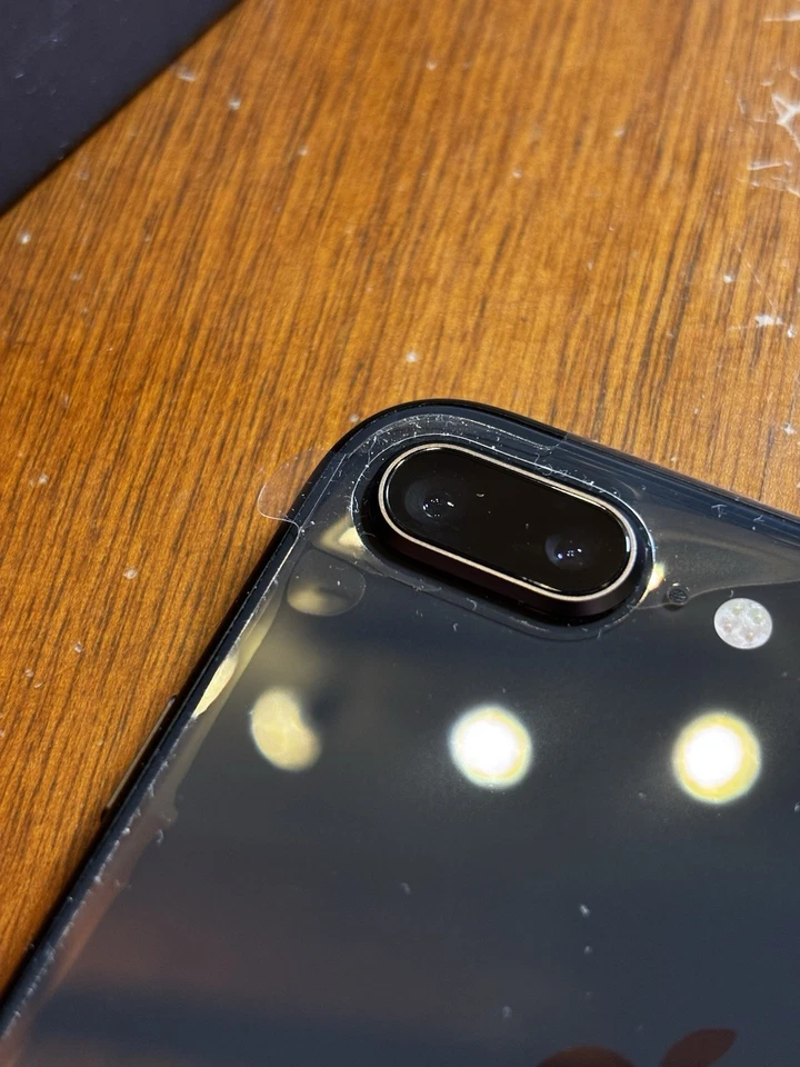 Apple iPhone 8 Plus 256 GB - Space Gray - Grado Premium - A+++ - Earpods Incluse - Immagine 4 di 4