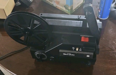 #ad Sears Dual 8 Silent 200 8mm Film Projector Model 9215 Tested $129.00