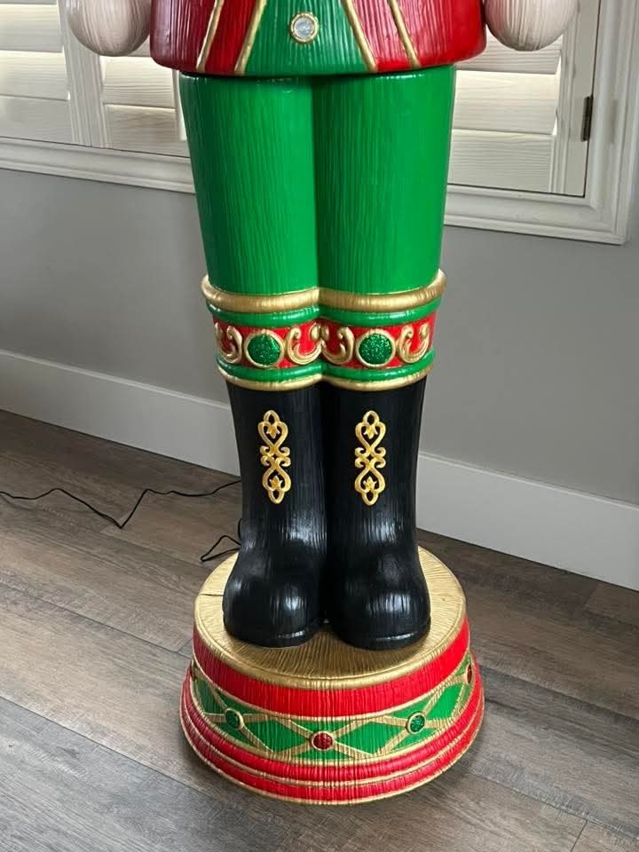 6ft Giant Nutcracker Light Up Blow Mold Animated Christmas DIY Paint Yourself