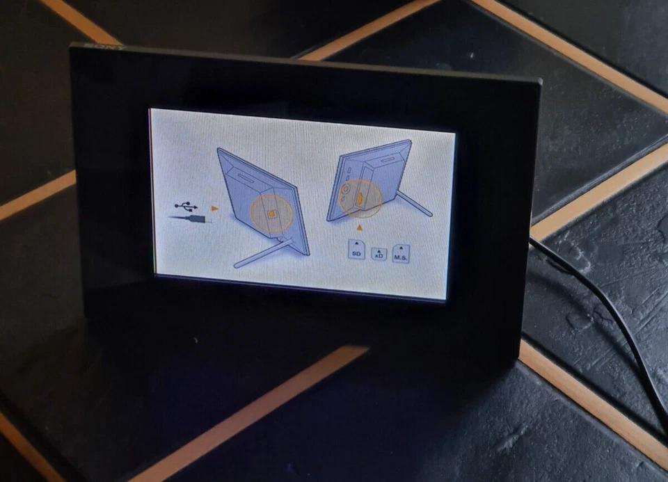 Sony S-Frame DPF-E72N Digital Photo Frame with Stand - No Remote - Image 2 of 4