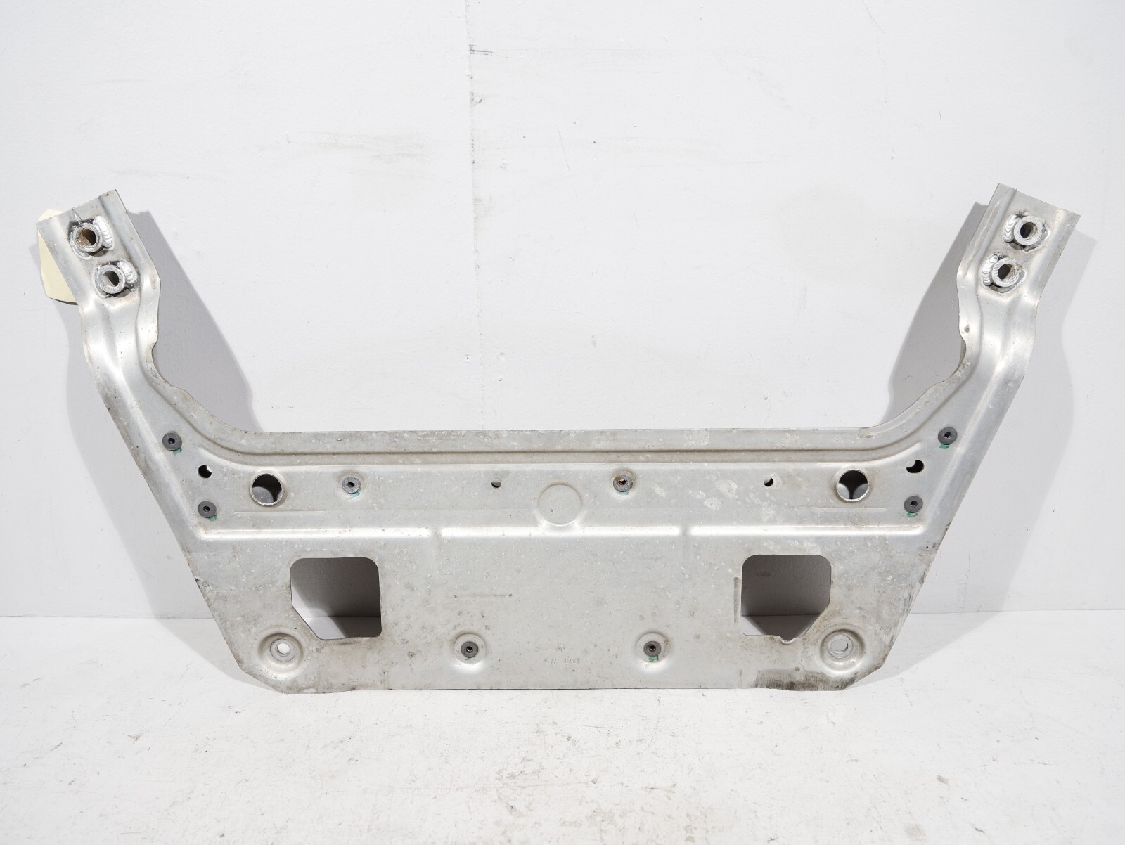 17 - 20 MASERATI LEVANTE M161 FRONT SUBFRAME SUPPORT CROSS BRACE SKID PLATE OEM