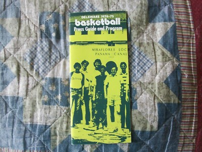 1974-75 DELAWARE BLUE HENS BASKETBALL MEDIA GUIDE Yearbook Press