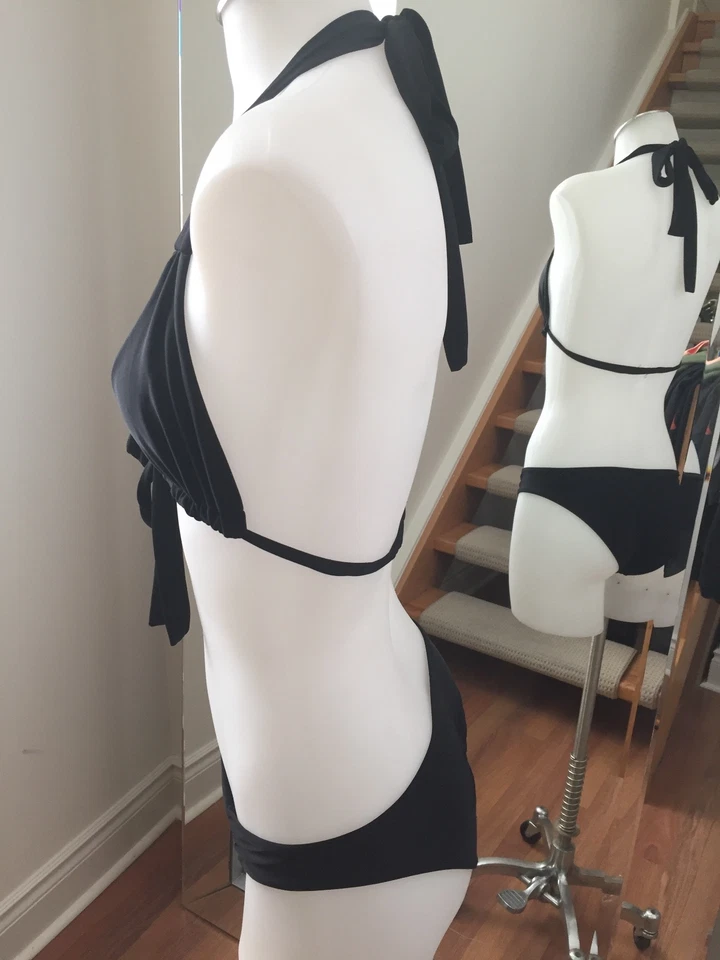 UNA CUCHARADITA Bikini Negro Lazo Frontal Volantes Rumbo Talla US 4 UK 8 Venta al por menor $150 Foto 4 de 4