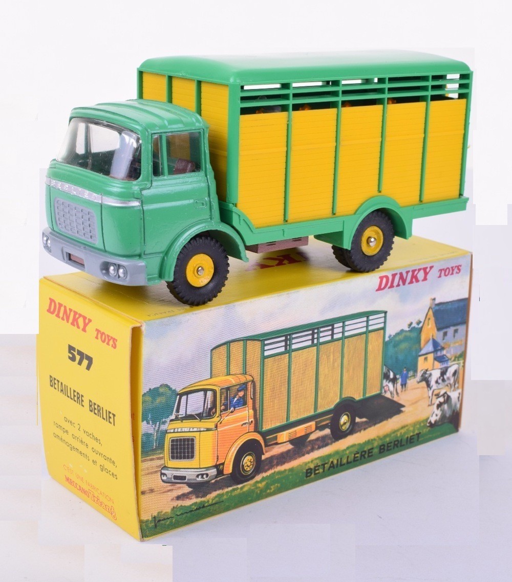 ミニカー Dinky Toys 577 BERLIET CAR Dinky 577, Berliet Cattle Truck - Free Price Guide & Review