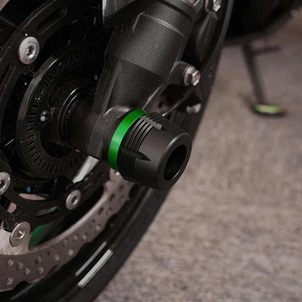 Front Wheel Front Axle Fork Crash Sliders For Kawasaki Z900 Z750 Z1000 Z900RS Foto 3 de 4