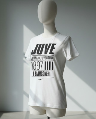Nike Juventus FC Anima Juventina T-Shirt - Herren Small - Weiß/Schwarz - Baum...