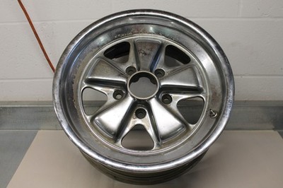 Porsche 911/944  7 x 16  Fuch's wheel Rim OEM