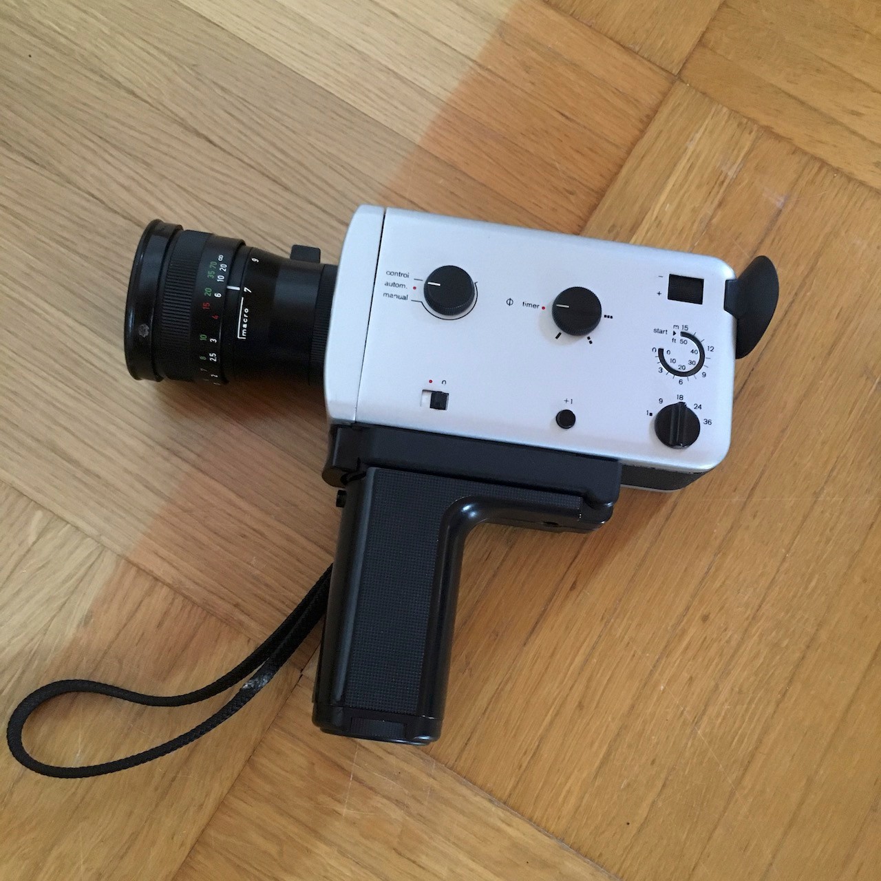 Braun Nizo 156 XL Makro Super 8 Kamera 8mm Filmkamera 70er