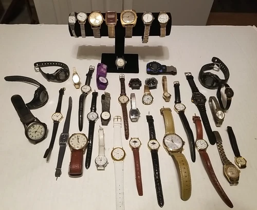 Timex Watch Lot of 39 Watchmakers Liquidation Some VTG Untested Parts Repair