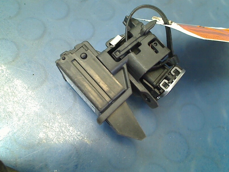 SCHALTER VERSCHEIDENES START STOP UND MODUL ZÜNDUNG V40 (MV) 2013