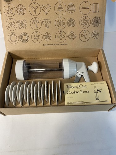 Prensa de galletas The Pampered Chef #1525 - 16 discos - Imagen 2 de 7