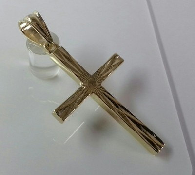 Cross Pendant.9.3g. 53mm.Hallmarked 