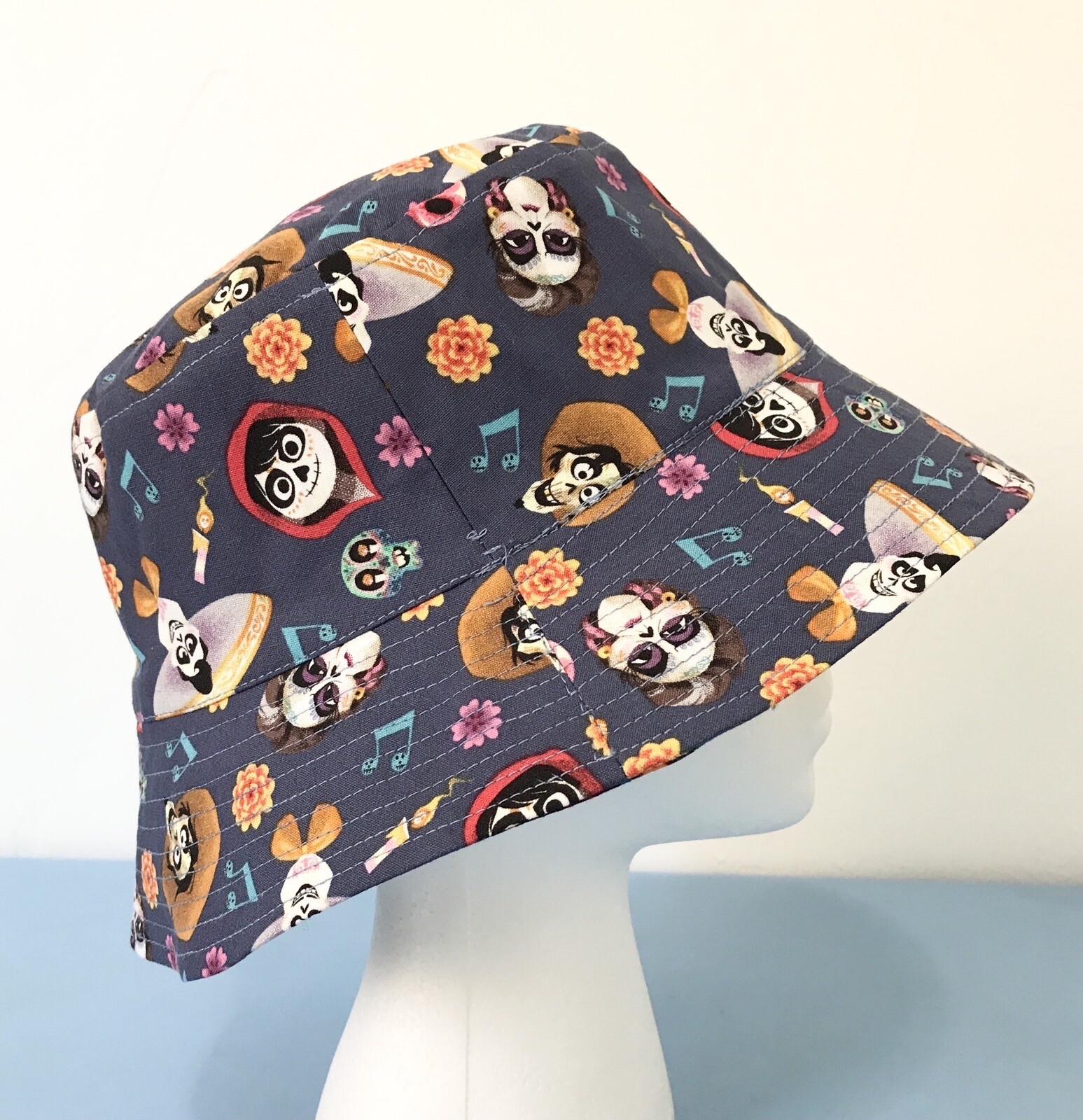 Reversible Unisex Bucket Hat 2-in-1 Halloween Design-image