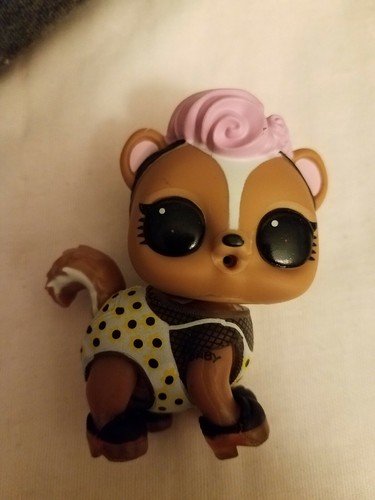 LOL Surprise Pets Series 4 GRUNGE SKUNNNK skunk doll NEW - Picture 4 of 4
