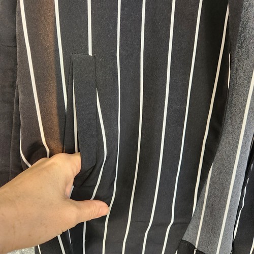 Decjuba Jacket Womens Size 10 Shacket Blazer Lightweight Black Striped Office - Picture 2 of 11