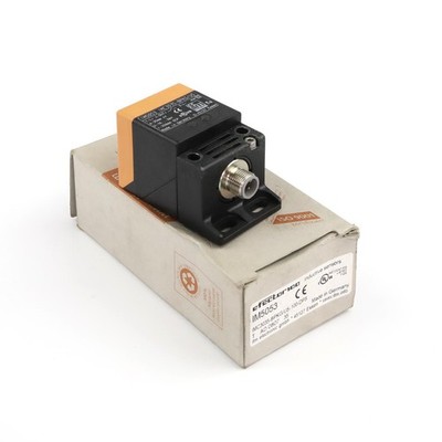 ifm efector induktiver Näherungsschalter IM5053 IMC3035-BPKG/US-100-DPS OVP