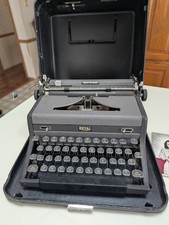 Vintage Royal Quiet Deluxe Typewriter in hard case.  1948-49 one owner thumbnail