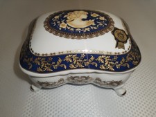 Portagioie Porcellana T. LIMOGES France Cofanetto, Dipinto a Mano Cm.17 Vintage 