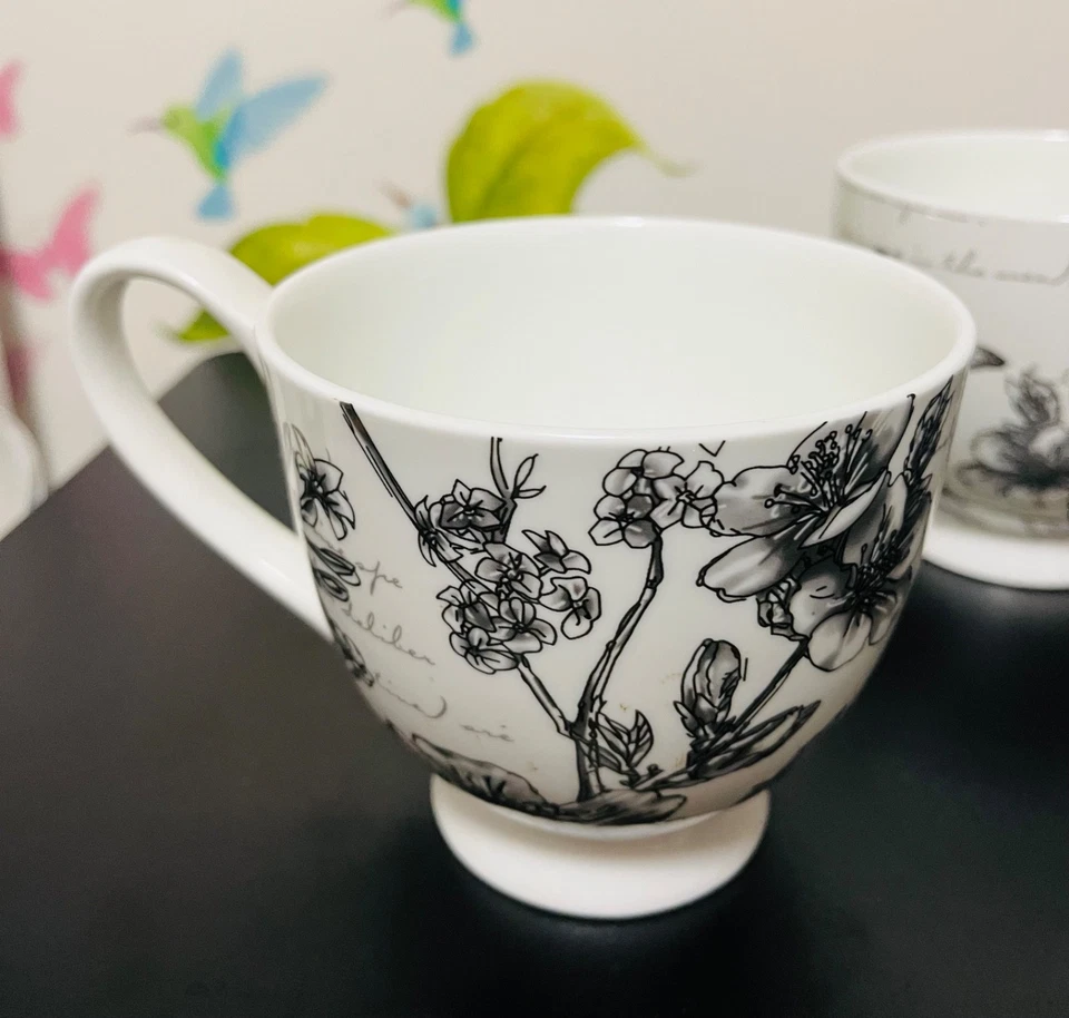 Portobello de Inspire 16 oz porcelana fina hueso peonía y patas de mariposa Foto 2 de 4