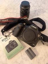 Canon EOS 5D Mark III DSLR Camera w/ EF 28-135mm f/3.5-5.6 IS Lens Kit